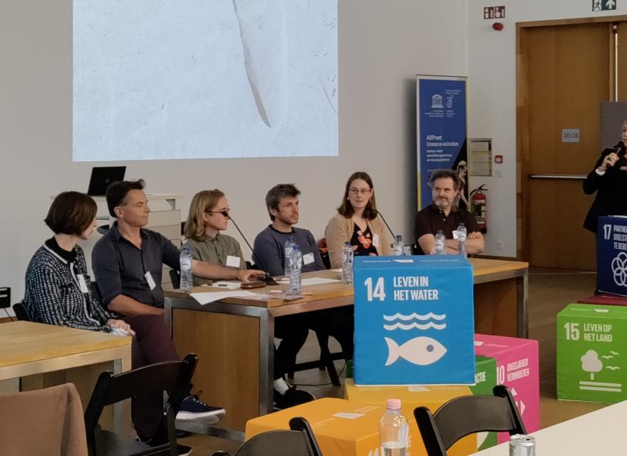 Een foto van het panelgesprek